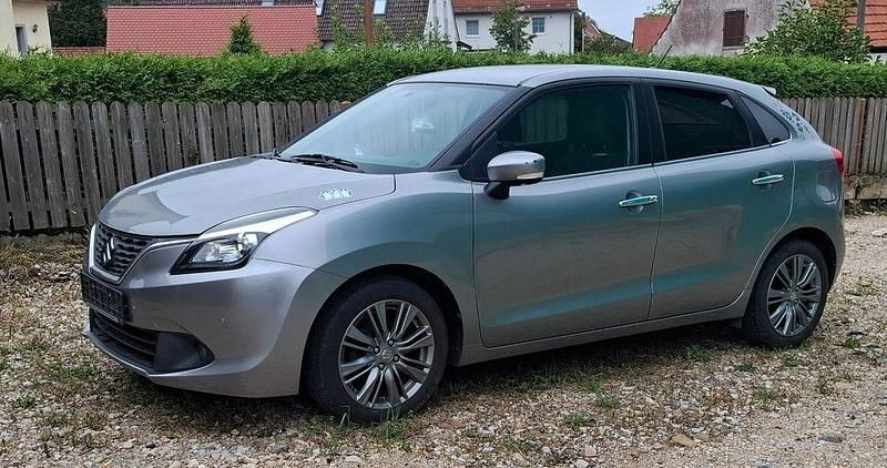 Silber Gebraucht 2016 Suzuki Baleno Comfort Limousine | 10.500 € (Fairer Preis) - Bild 1/4