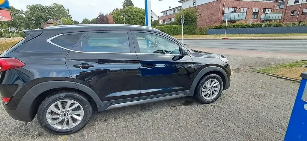Gebraucht Hyundai Tucson Premium 185 PS (136 kW) 2016 Schwarz SUV