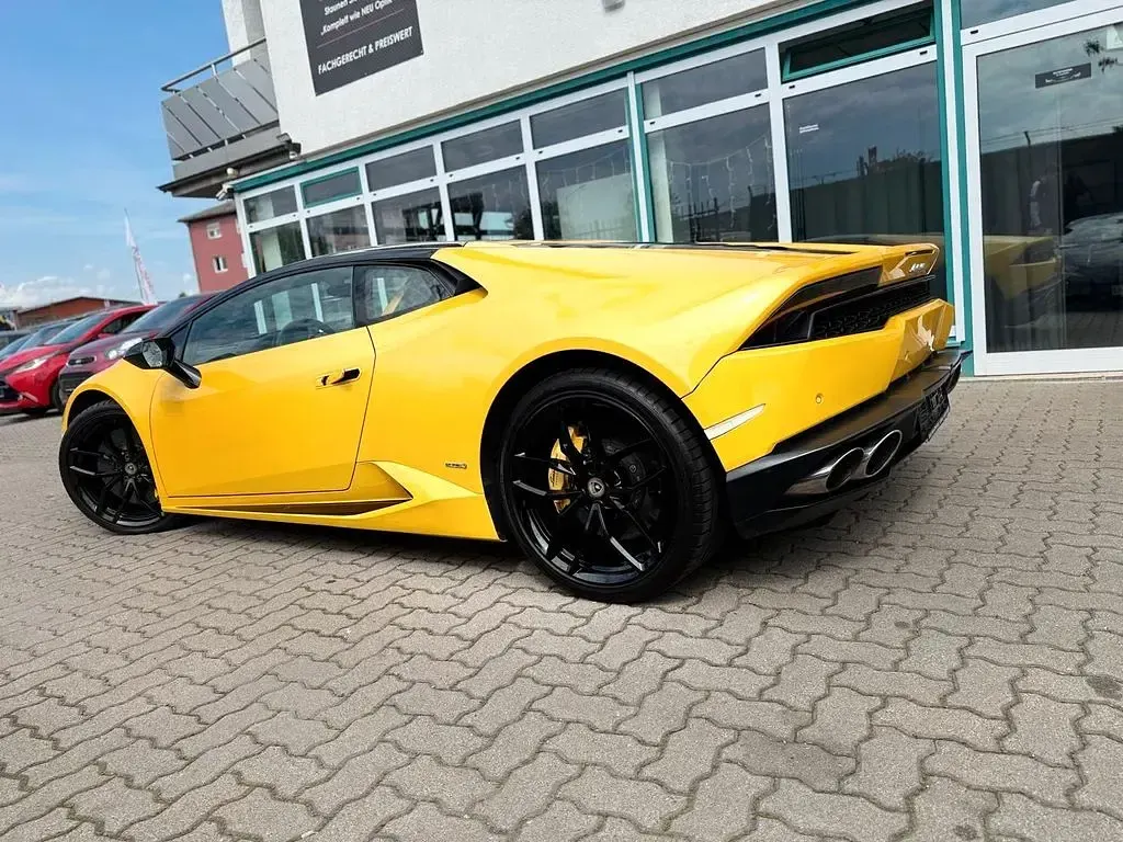 Gebraucht Lamborghini Huracán 610 PS (448 kW) 2015 Giallo midas Coupé