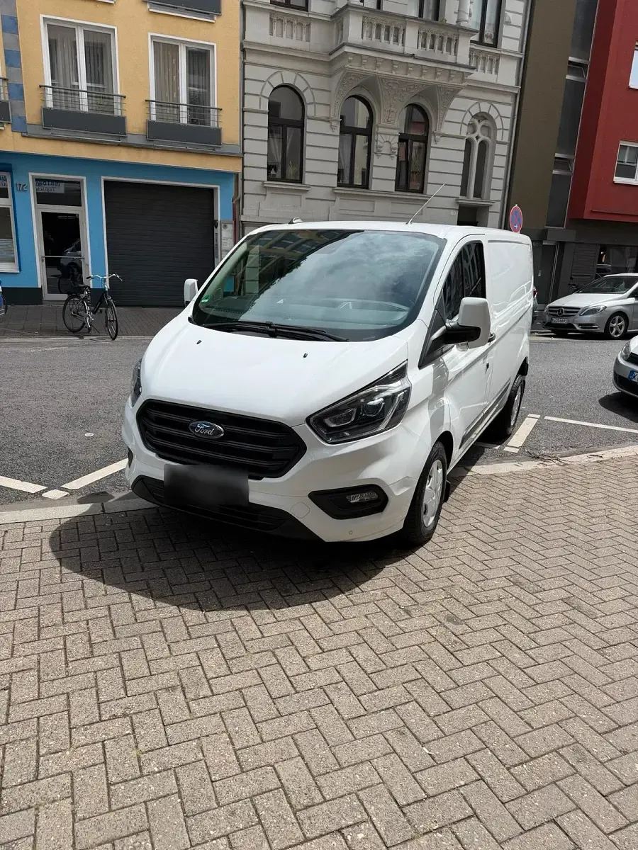 Gebraucht Ford Transit Custom Trend 105 PS (77 kW) 2022 Weiß Van / Kleinbus