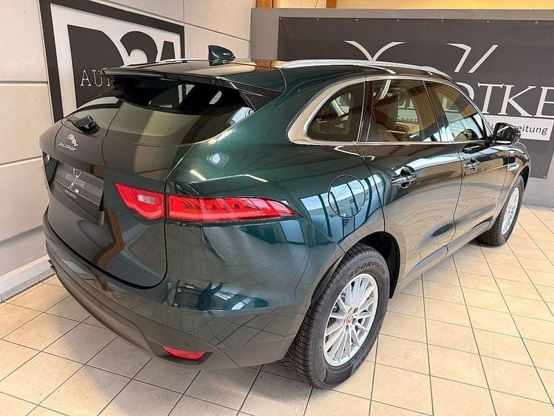 Gebraucht Jaguar F-Pace Prestige 179 PS (131 kW) 2017 Grün SUV