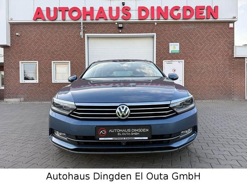 Gebraucht VW Passat Highline 150 PS (110 kW) 2015 Blau Kombi