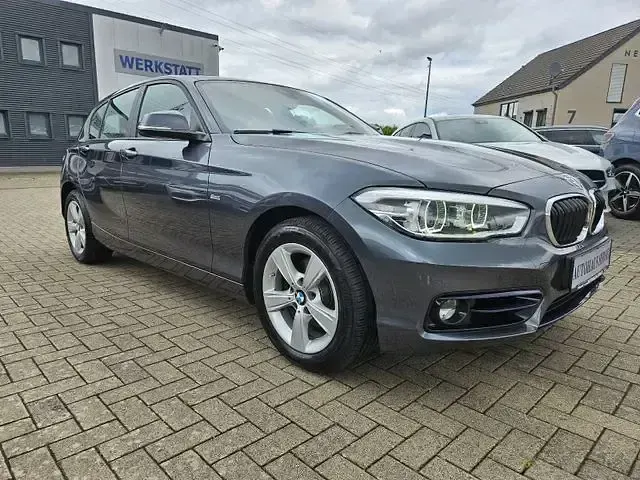 Gebraucht BMW 120 Sport Line 190 PS (139 kW) 2017 Mineralgrau Kleinwagen