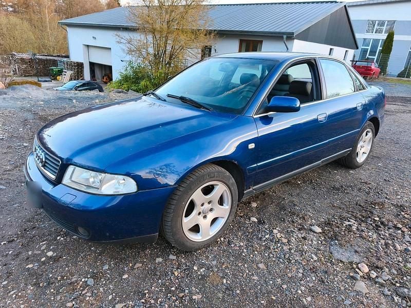 Gebraucht Audi A4 Sport 150 PS (110 kW) 2000 Blau Limousine
