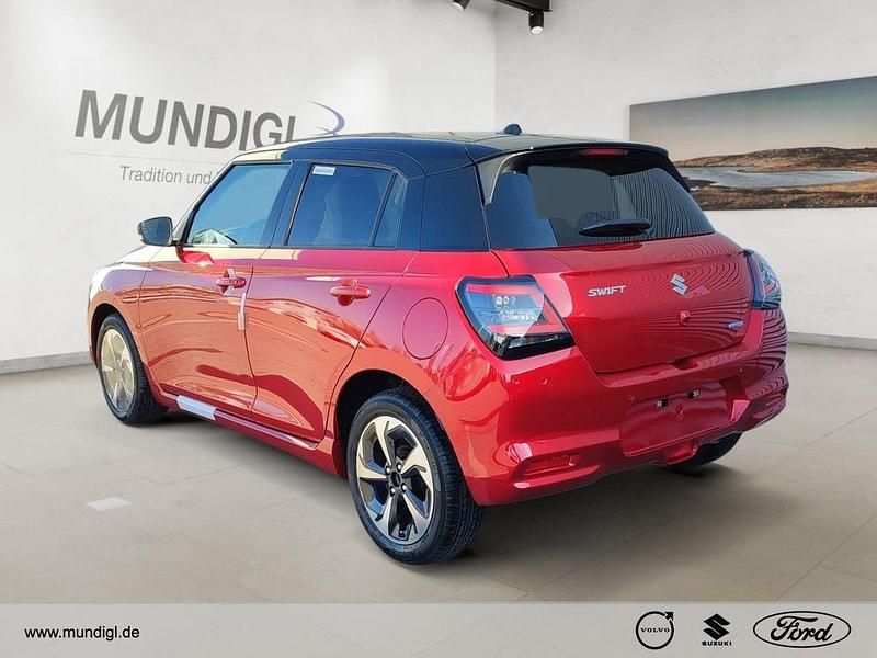 Neu Suzuki Swift Comfort+ 83 PS (61 kW) 2025 Schwarz Kleinwagen