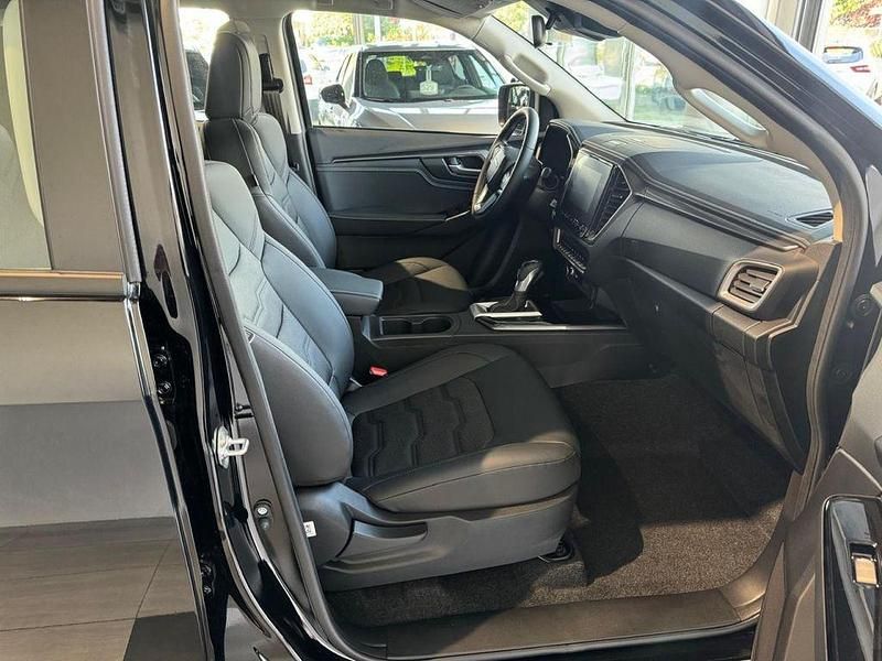 Neu Isuzu D-Max 163 PS (119 kW) 2025 Schwarz Abholung