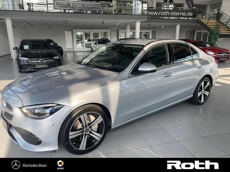 Gebraucht Mercedes C300 Avantgarde 258 PS (189 kW) 2023 Silber Limousine