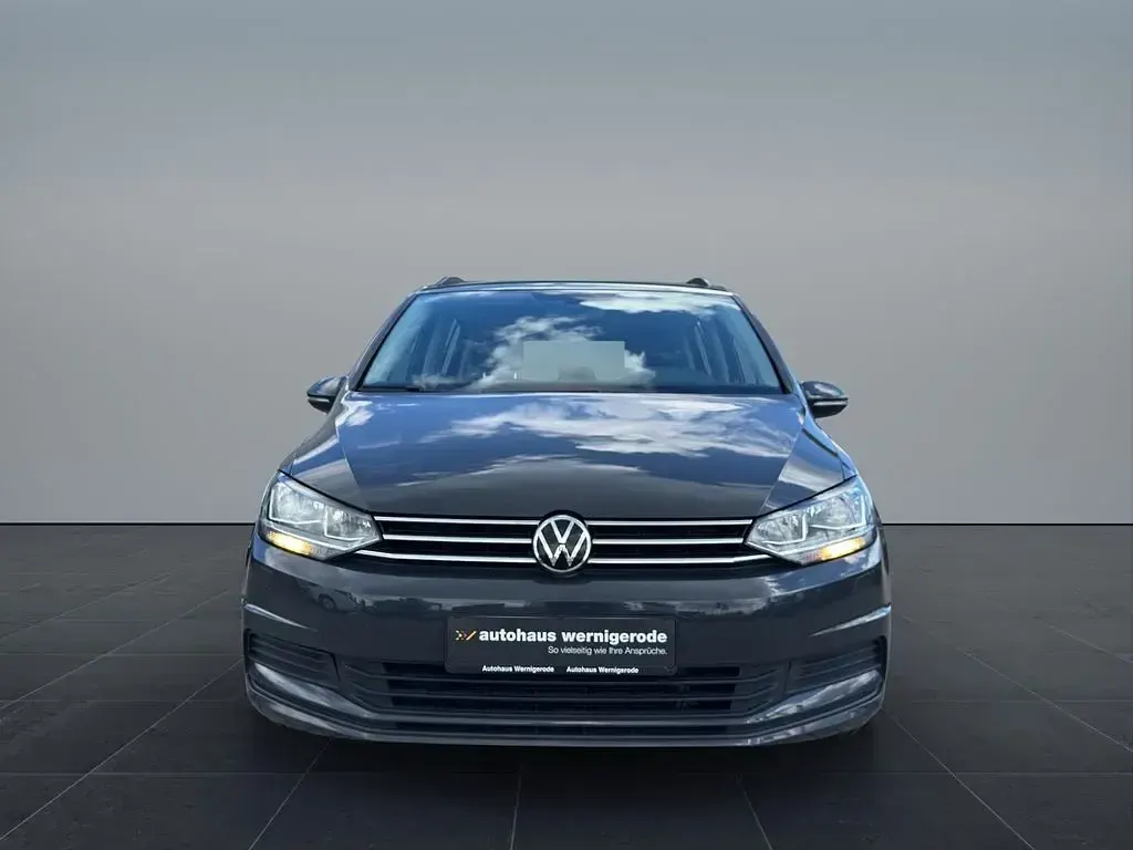 Gebraucht VW Touran 150 PS (110 kW) 2020 Silber Van / Kleinbus