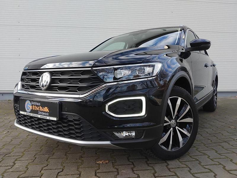 Schwarz Gebraucht 2019 VW T-Roc Style SUV | 16.490 € (Etwas zu teuer) - Bild 1/4