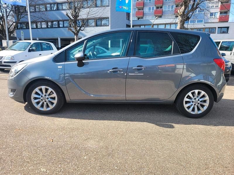 Gebraucht Opel Meriva drive 140 PS (102 kW) 2015 Karbon silber/shiny grey (m2) Van / Kleinbus