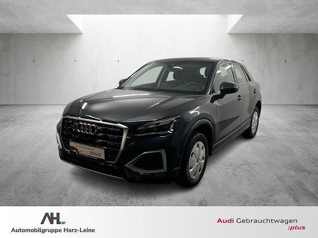 Manhattangrau (metallic) Gebraucht 2022 Audi Q2 Advanced Plus SUV | 28.631 € (Guter Preis) - Bild 1/4