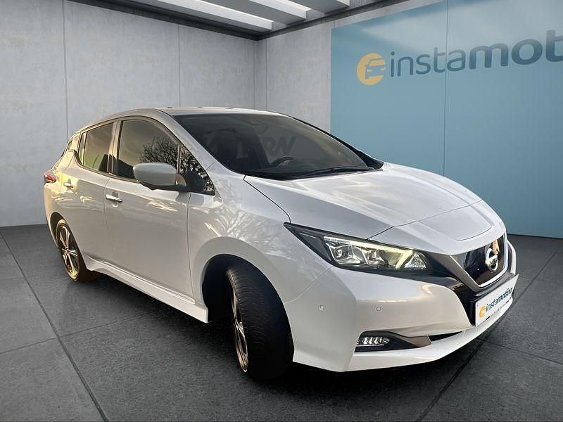 Gebraucht Nissan Leaf Tekna 160 kW (218 PS) 2021 Weiß Kleinwagen