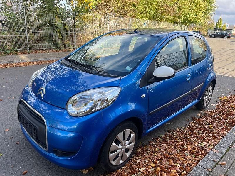Blau Gebraucht 2010 Citroën C1 Chic Kleinwagen | 2.900 € (Fairer Preis) - Bild 1/4