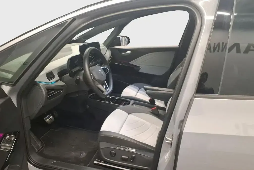 Gebraucht VW ID.3 Pro 150 kW (204 PS) 2024 Mondsteingrau/schwarz Kleinwagen
