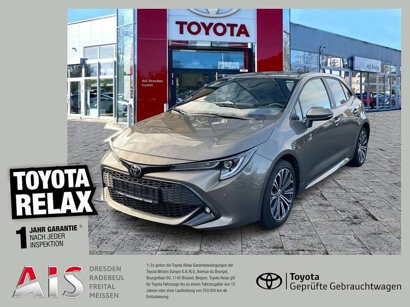 Manganbronze metallic Gebraucht 2020 Toyota Corolla Team Limousine | 15.980 € (Fairer Preis) - Bild 1/4