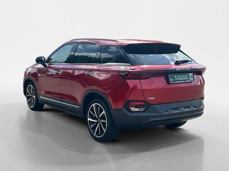 Gebraucht Bestune T77 160 PS (117 kW) 2022 Rot SUV