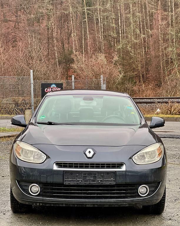 Gebraucht Renault Fluence Dynamique 110 PS (80 kW) 2011 Grau Limousine