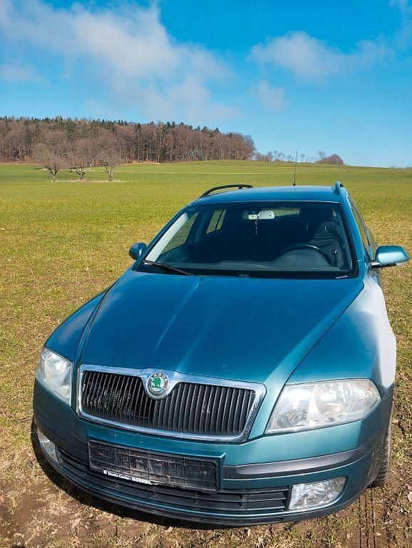 Gebraucht Skoda Octavia Elegance 102 PS (75 kW) 2005 Grün Kombi