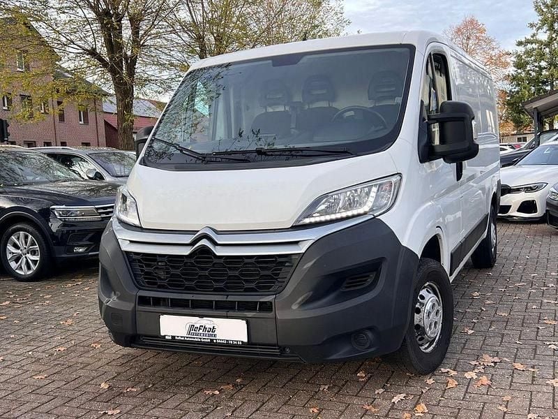 Weiß Gebraucht 2019 Citroën Jumper Business Class Van / Kleinbus | 8.500 € (Superpreis) - Bild 1/4