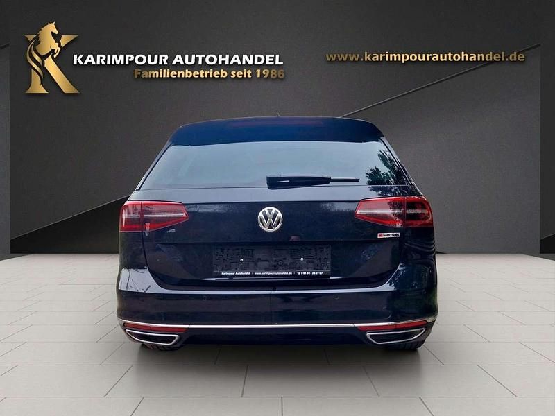 Gebraucht VW Passat Highline 272 PS (200 kW) 2019 Schwarz Kombi