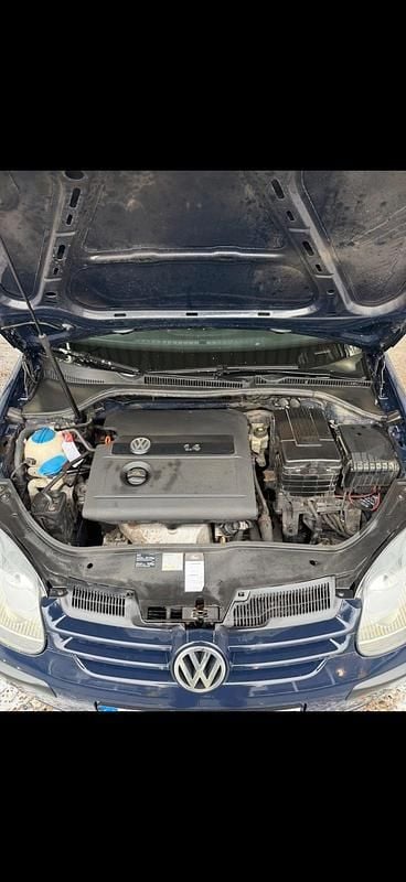Gebraucht VW Golf V 75 PS (55 kW) 2004 Blau Kleinwagen