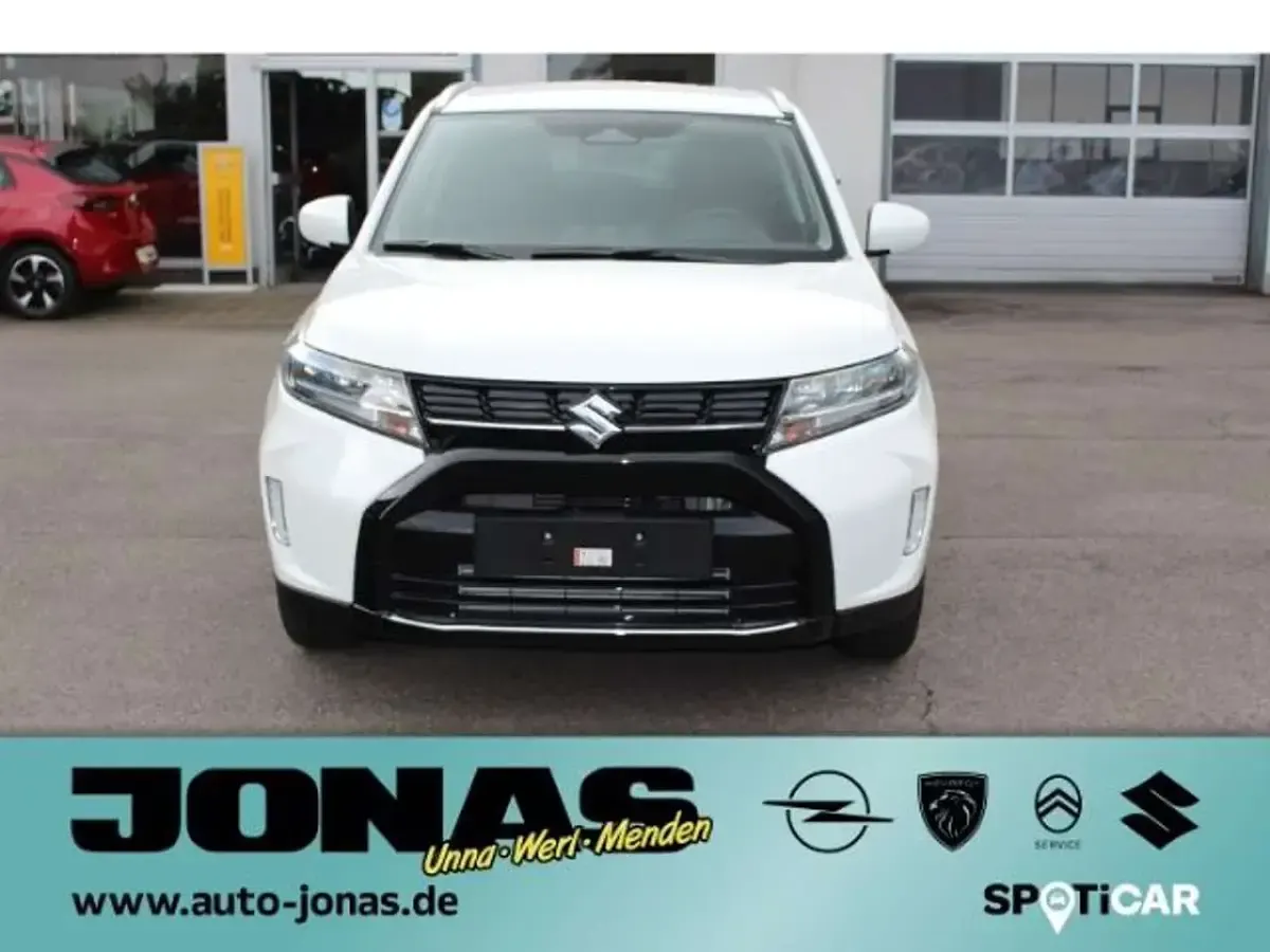 Neu Suzuki Vitara Comfort 110 PS (80 kW) 2026 Weiß SUV