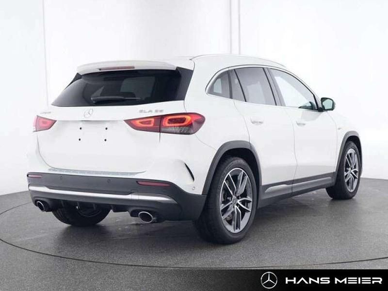 Gebraucht Mercedes GLA35 AMG AMG 306 PS (225 kW) 2023 Unilack polarweiß SUV