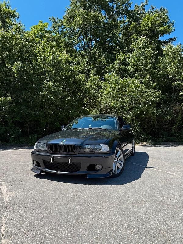 Schwarz Gebraucht 2003 BMW 320 M Sport Coupé | 6.500 € (Etwas zu teuer) - Bild 1/4