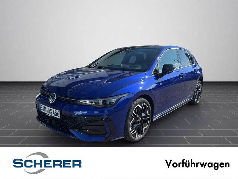Gebraucht VW Golf VIII Business 204 PS (150 kW) 2026 Lapiz blue metallic schwarz (metallic) Limousine