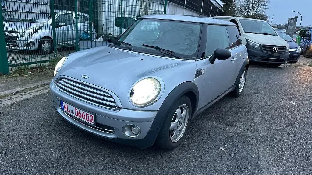 Usado Mini ONE 95 HP (69 kW) 2009 Prateado Citadino