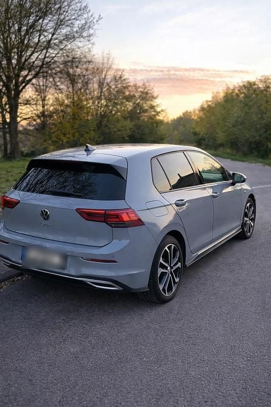 Gebraucht VW Golf VIII GTE 204 PS (150 kW) 2022 Grau Kleinwagen