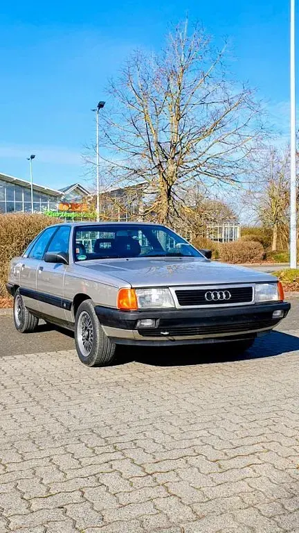 Gebraucht Audi 100 137 PS (100 kW) 1988 Silber Limousine