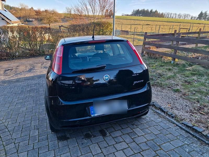Gebraucht Fiat Punto 73 PS (53 kW) 2007 Schwarz Kleinwagen