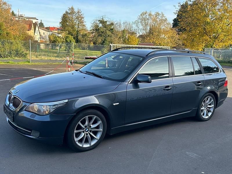 Grau Gebraucht 2009 BMW 525 Kombi | 2.999 € (Guter Preis) - Bild 1/4