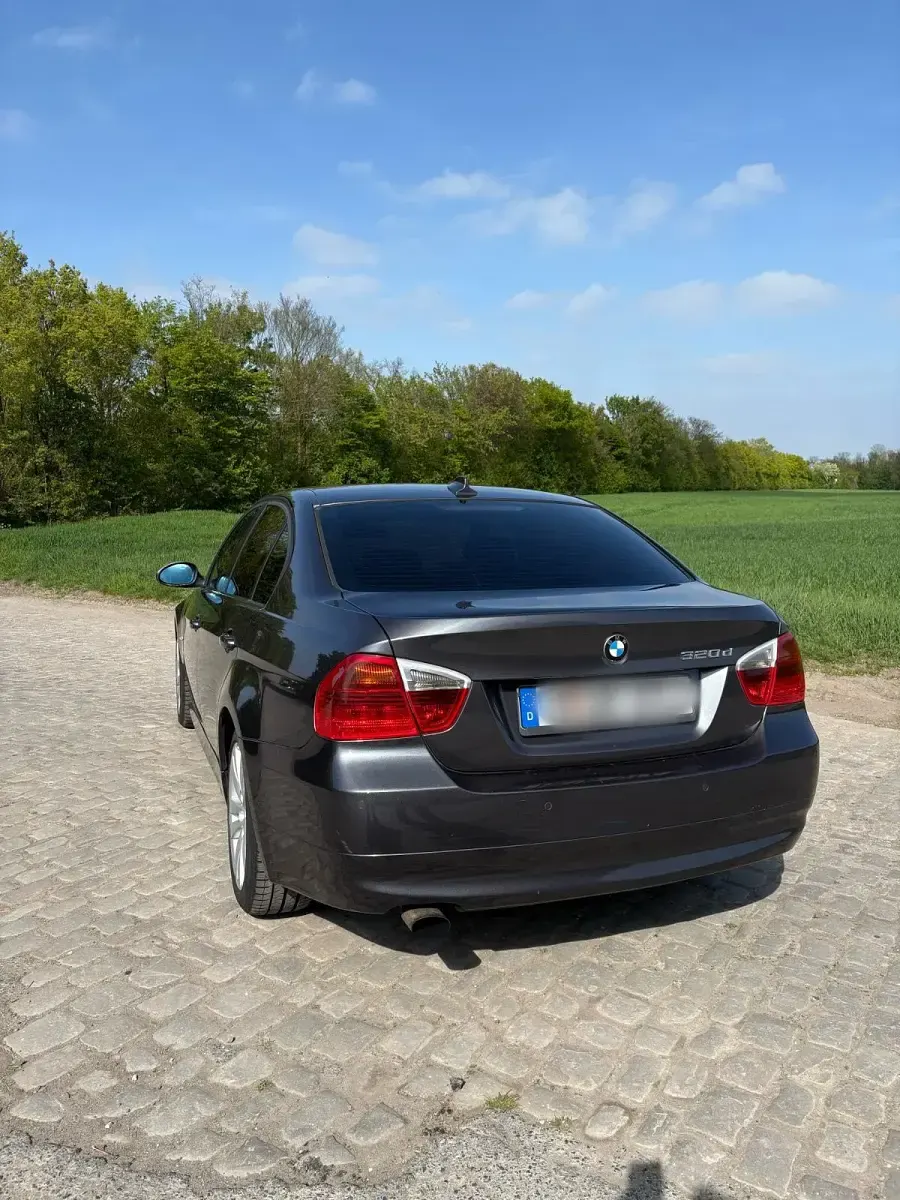 Używany BMW 320 163 KM (119 kW) 2006 Szary Sedan/Limuzyna