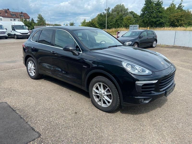 Schwarz Gebraucht 2015 Porsche Cayenne SUV | 19.999 € (Fairer Preis) - Bild 1/4