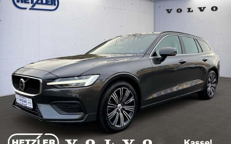 Grau Gebraucht 2023 Volvo V60 Core Kombi | 33.650 € (Guter Preis) - Bild 1/4