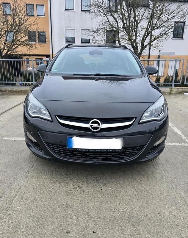 Gebraucht Opel Astra Energy 165 PS (121 kW) 2014 Schwarz Kombi