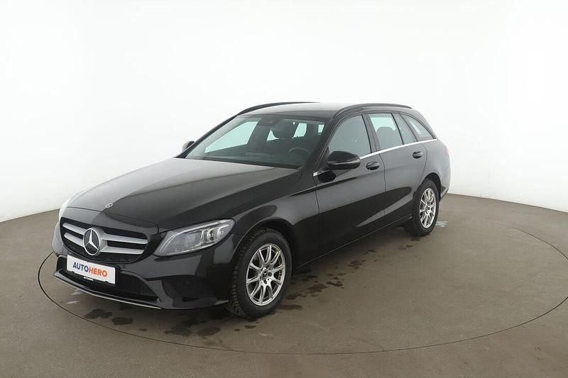 Second-hand Mercedes C200 2019 Negru Break