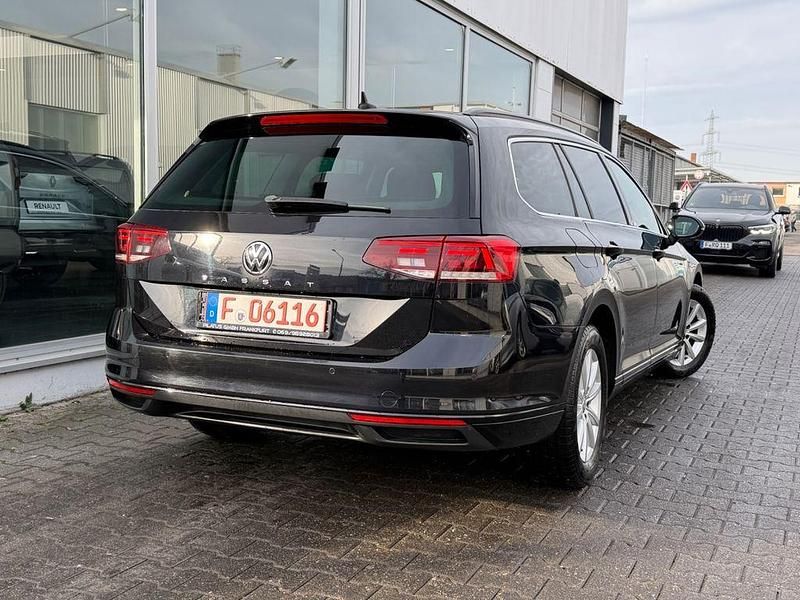 Gebraucht VW Passat Business 150 PS (110 kW) 2019 Schwarz Kombi