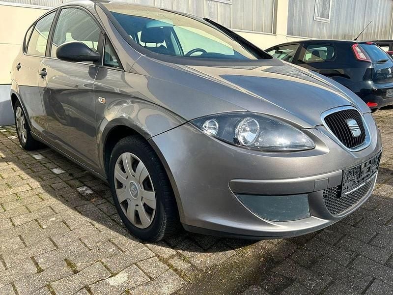 Gebraucht Seat Altea Reference 102 PS (75 kW) 2005 Grau Van / Kleinbus