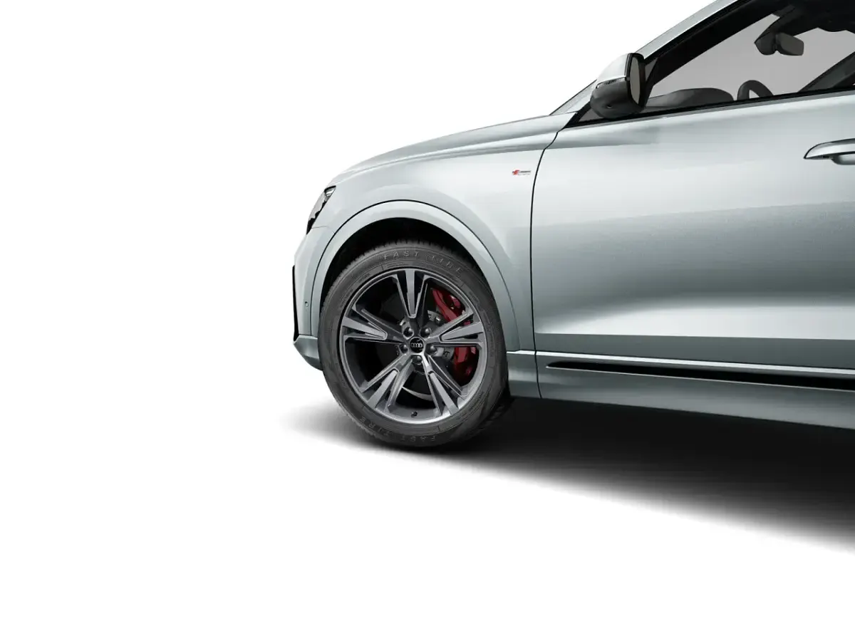 Neu Audi Q8 Comfort 394 PS (289 kW) 2026 Satellitsilber metallic (metallic) SUV