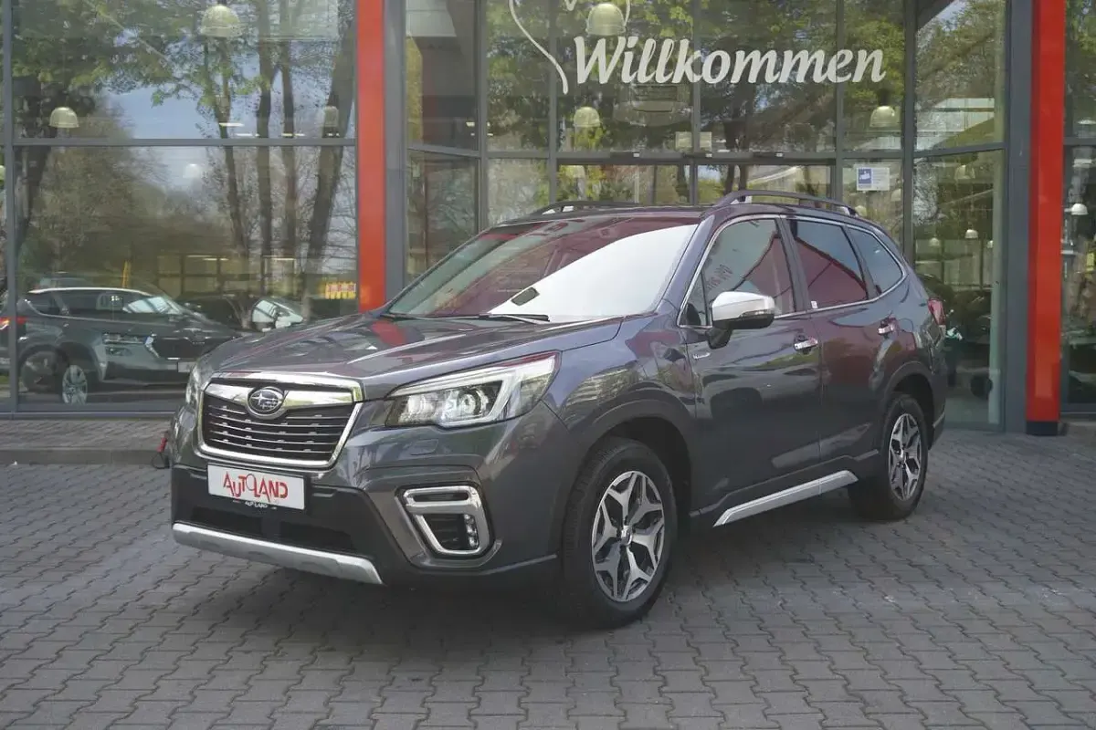 Gebraucht Subaru Forester Active 150 PS (110 kW) 2021 Grau SUV