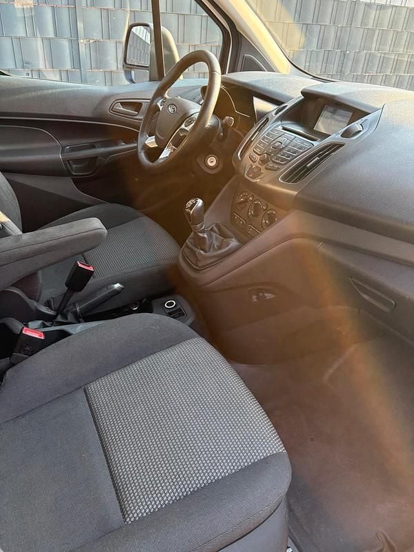 Second-hand Ford Transit Connect 95 CP (69 kW) 2015 Alb Monovolum