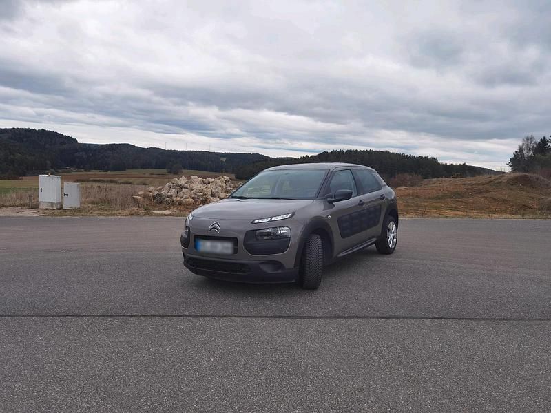 Gebraucht Citroën C4 Cactus 99 PS (72 kW) 2015 Braun Kleinwagen