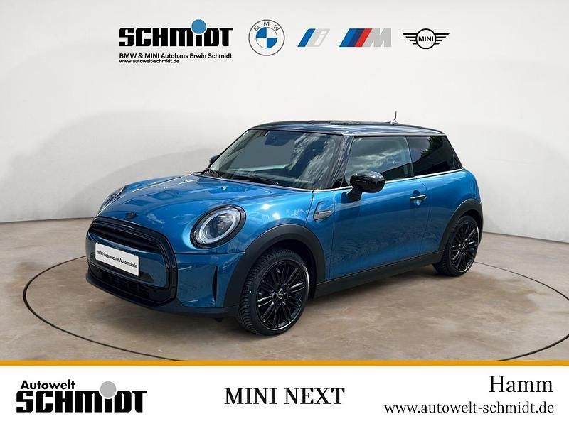 (blau) island blue Gebraucht 2024 Mini Cooper Classic Kleinwagen | 24.290 € (Guter Preis) - Bild 1/4