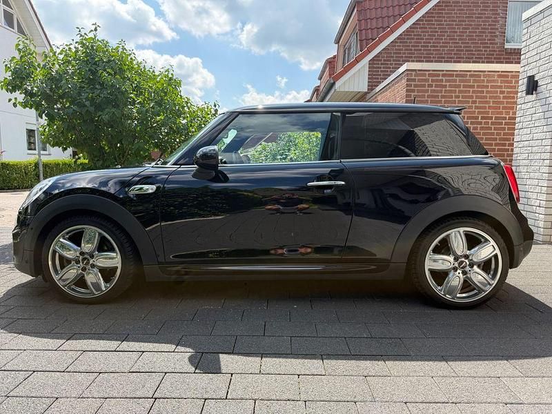 Gebraucht Mini John Cooper Works Chili 192 PS (141 kW) 2017 Schwarz Kleinwagen