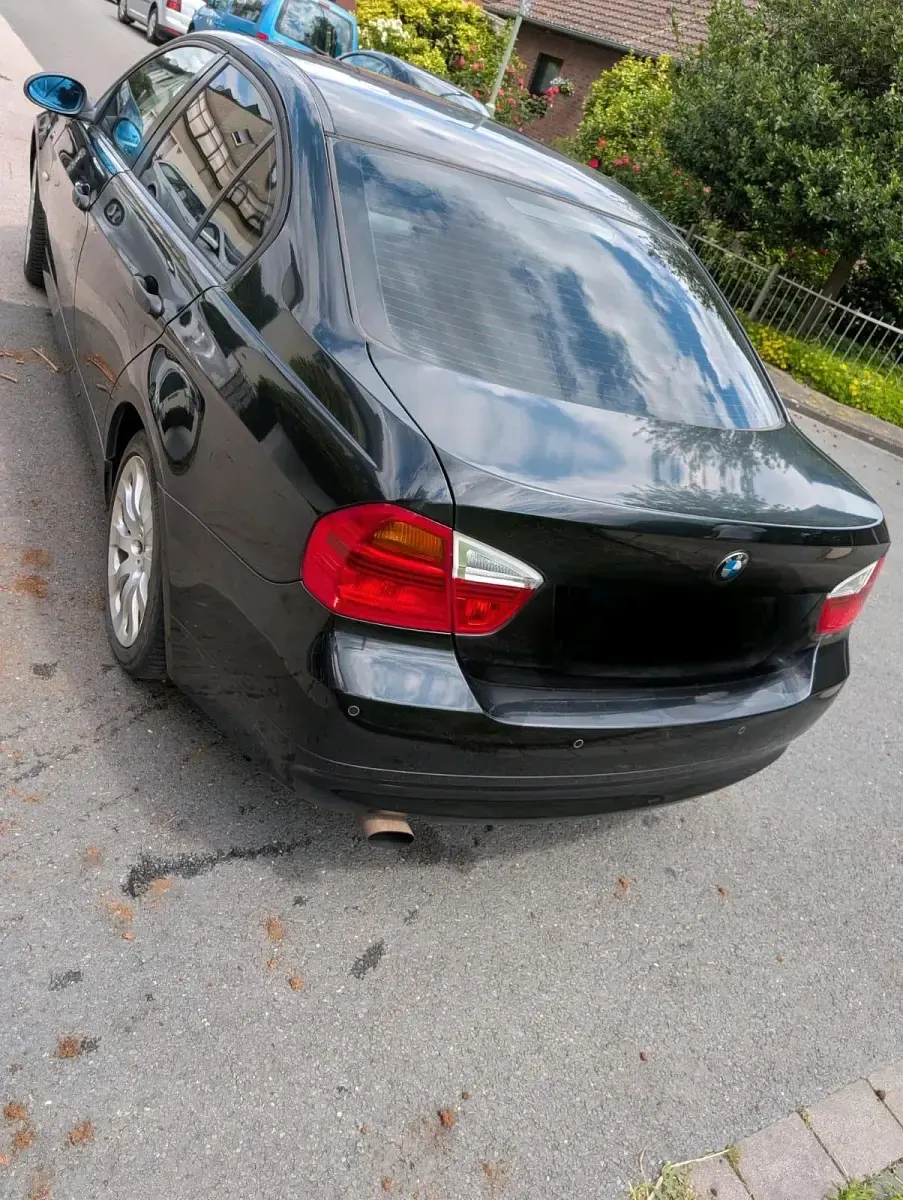 Gebraucht BMW 320 150 PS (110 kW) 2005 Schwarz Limousine
