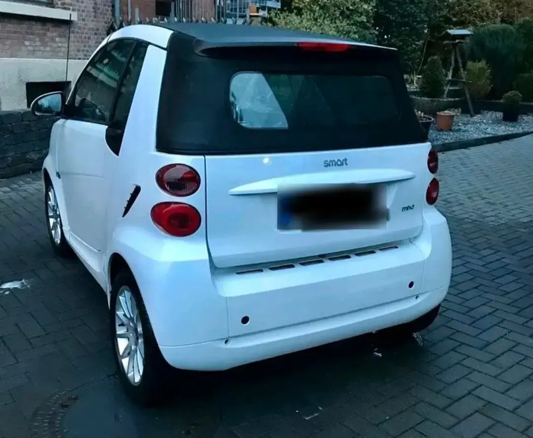 Gebraucht Smart ForTwo Cabrio 71 PS (52 kW) 2012 Weiß Cabrio