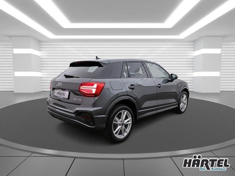 Gebraucht Audi Q2 S-Line 150 PS (110 kW) 2025 Daytonagrau perleffekt (grey), pearl effect SUV